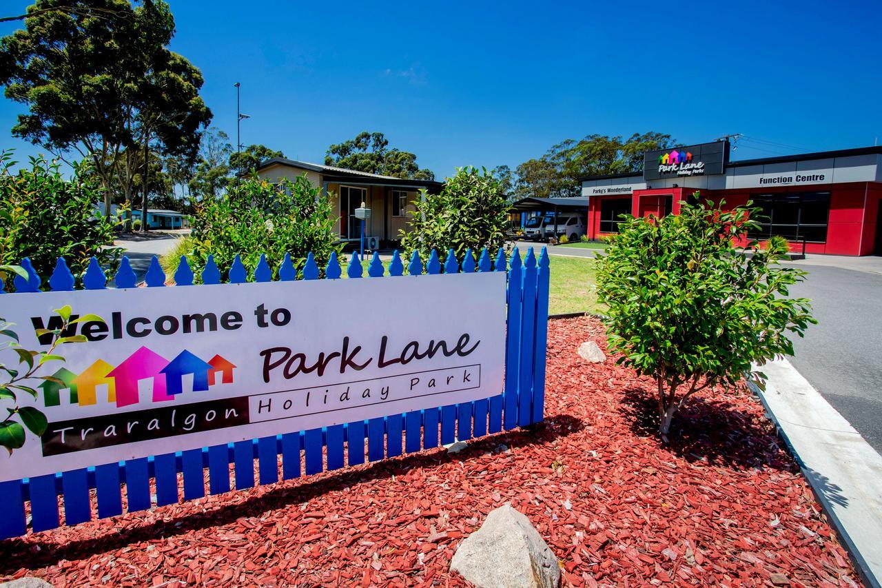 Big4 Traralgon Park Lane Holiday Park Bagian luar foto
