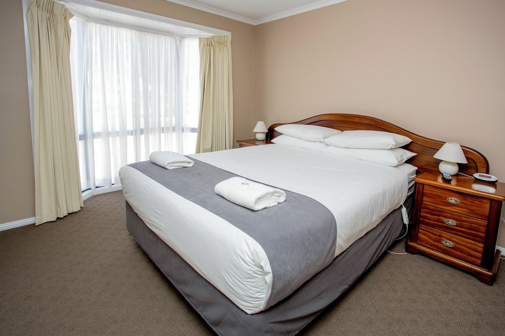 Big4 Traralgon Park Lane Holiday Park Bagian luar foto