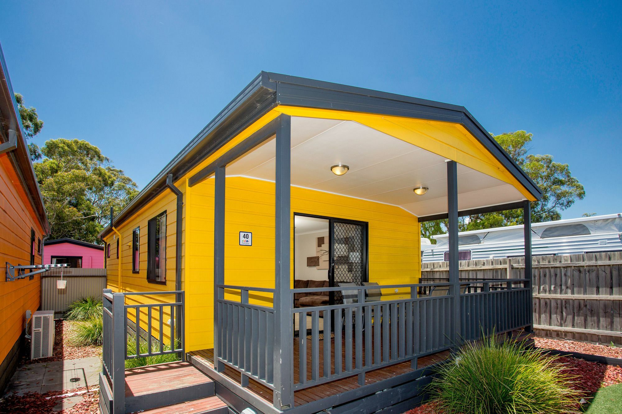 Big4 Traralgon Park Lane Holiday Park Bagian luar foto